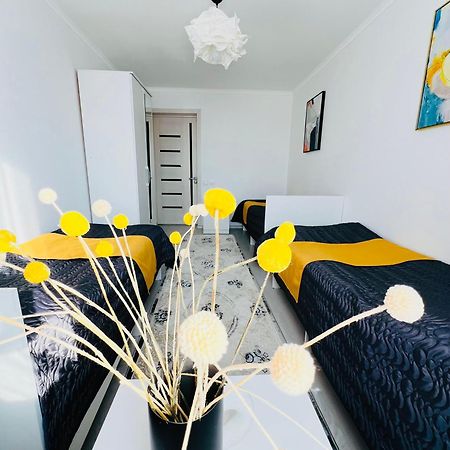 Guesthouse Greathome Karakol Bagian luar foto
