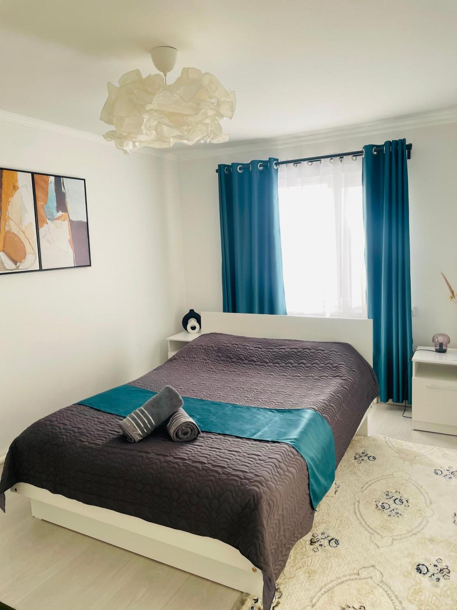 Guesthouse Greathome Karakol Bagian luar foto