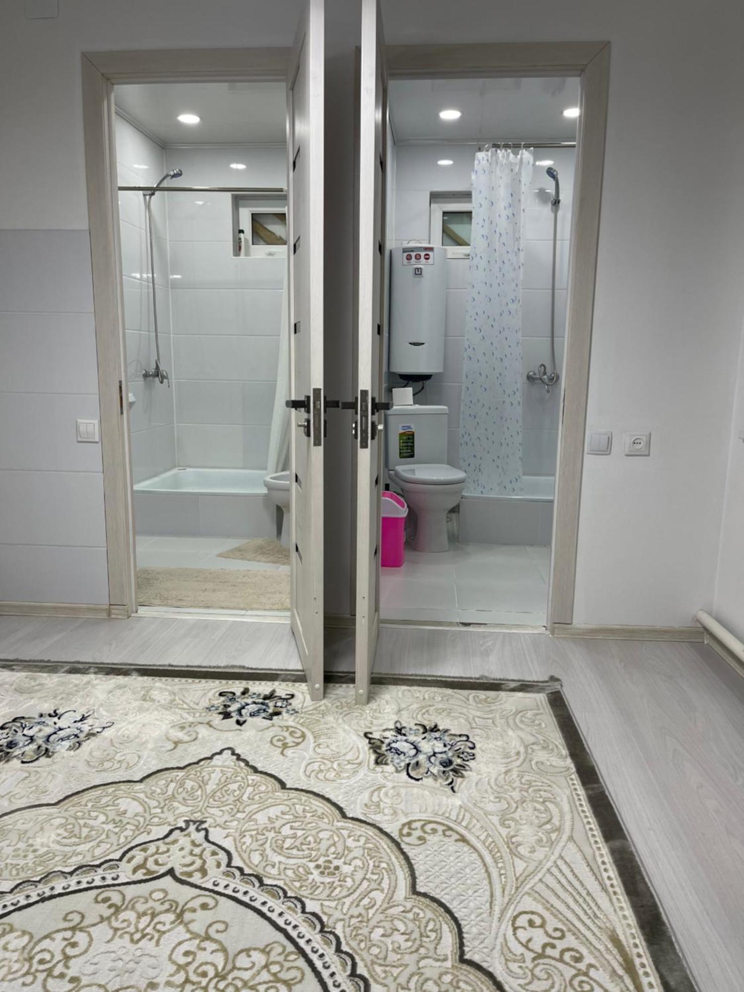 Guesthouse Greathome Karakol Bagian luar foto
